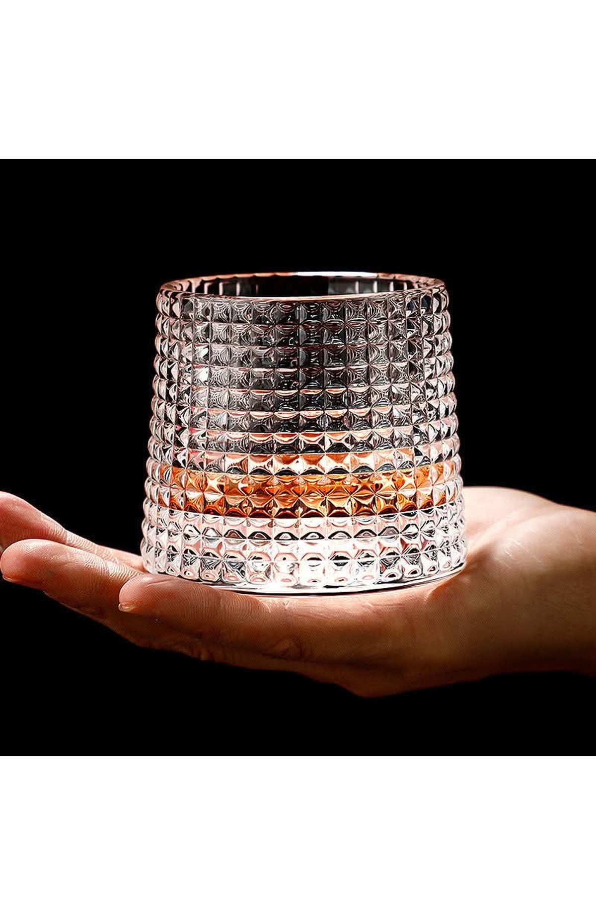 Spinning Whisky Glass with Wooden Coaster