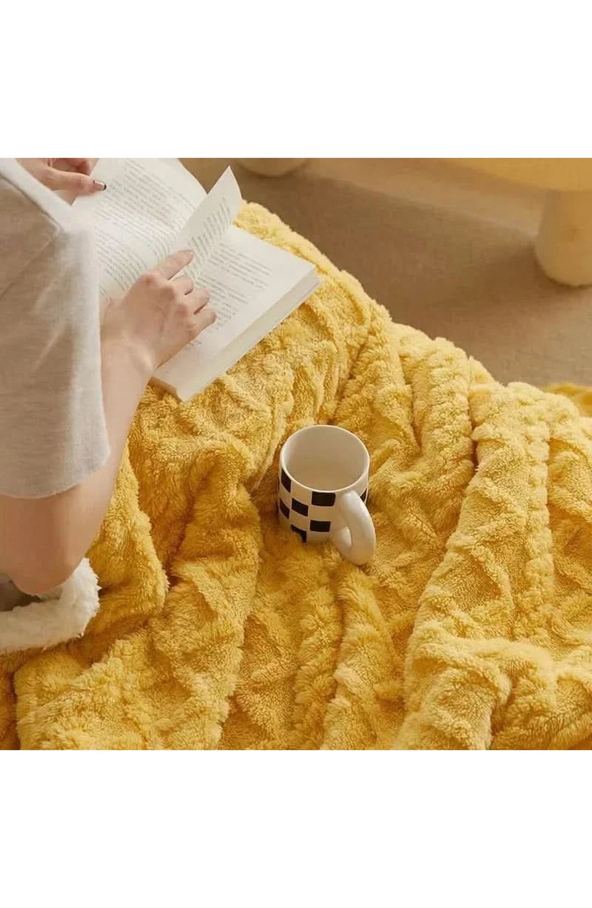 Reversible Fleece Winter Blanket